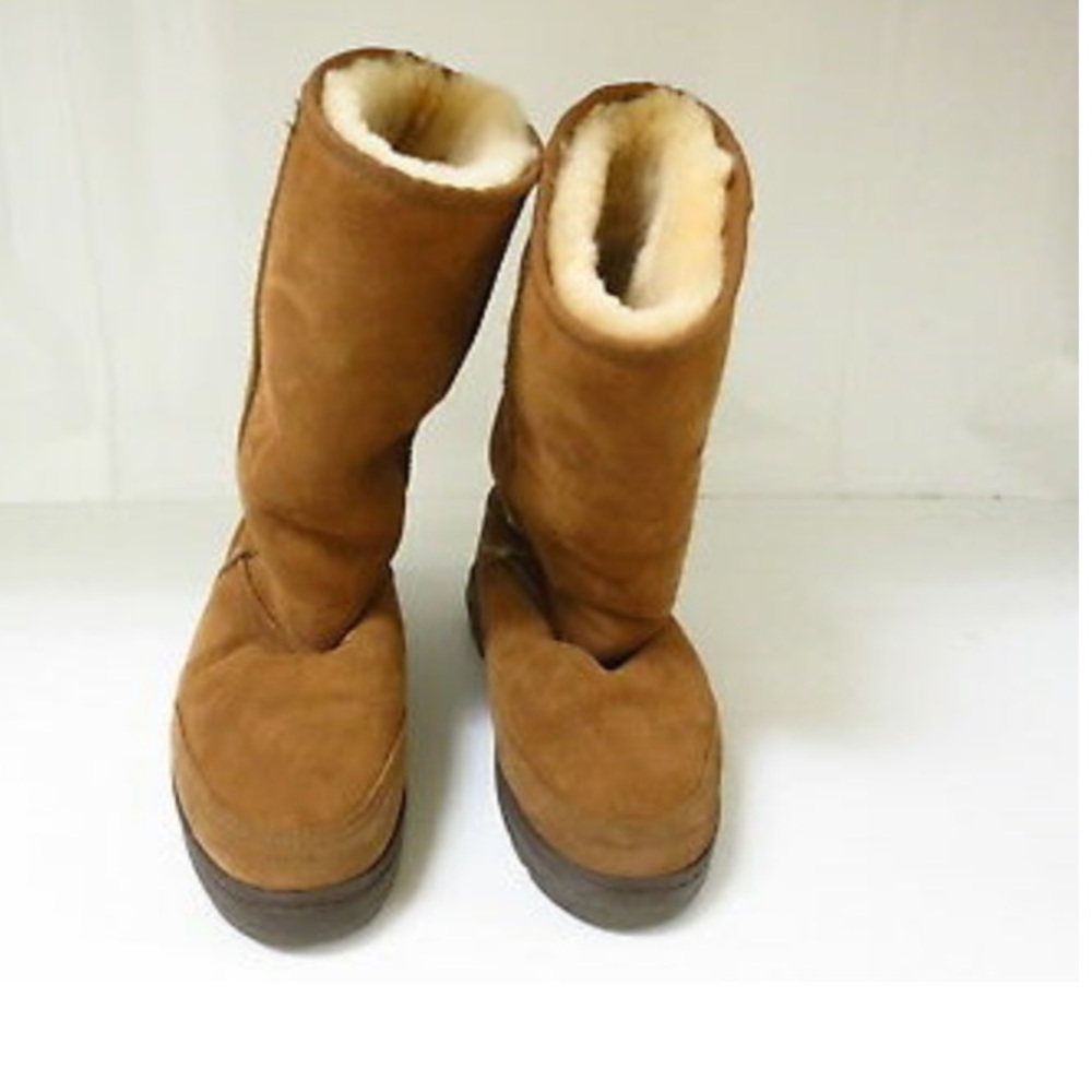 Ugg tall braided in chestnut
